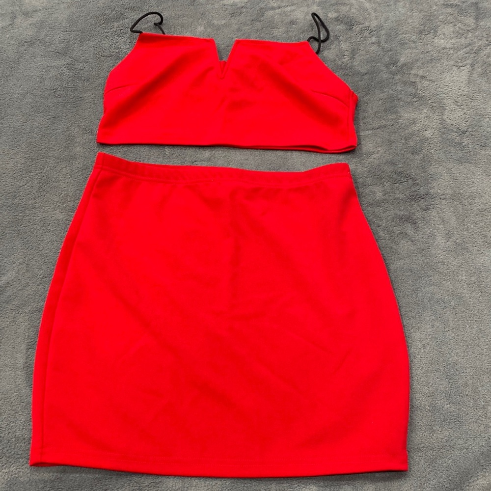 SHEIN Notch Neck Cami Top and Bodycon Skirt Set